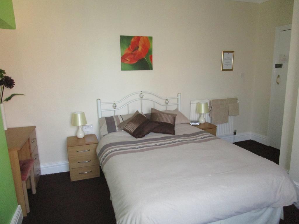 Burlington Quays Bed & Breakfast Bridlington Exterior photo