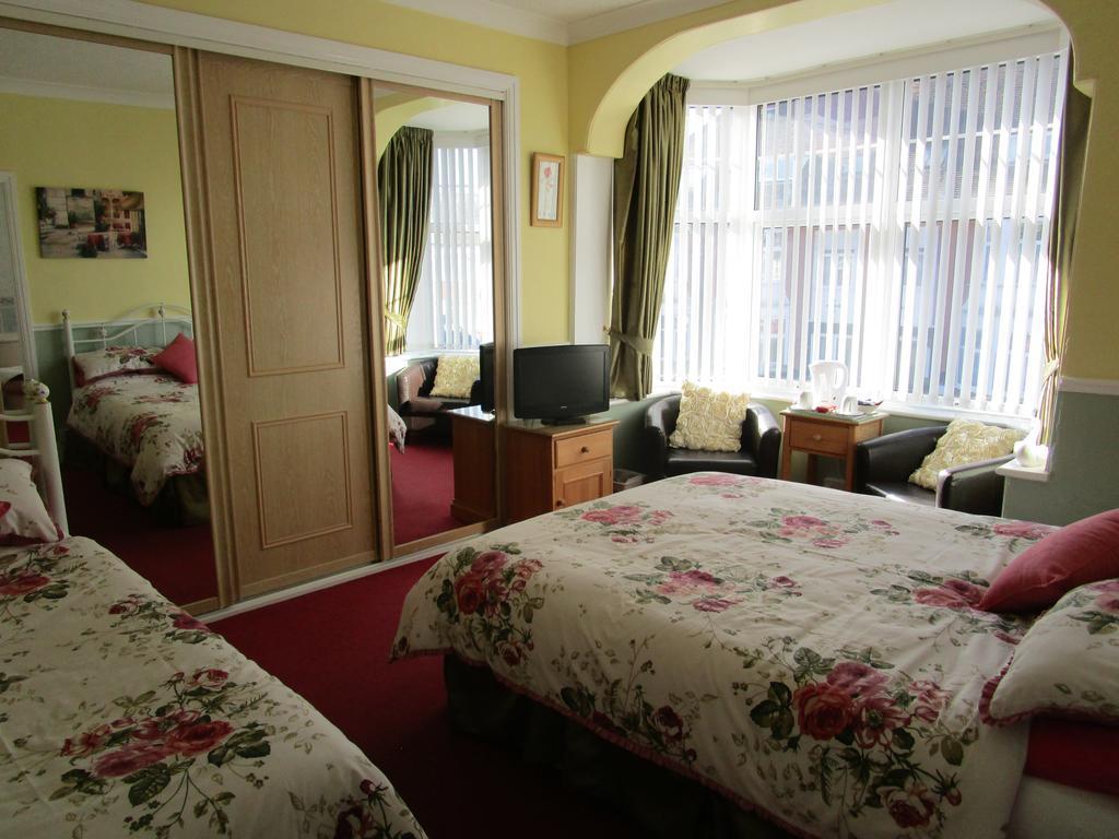 Burlington Quays Bed & Breakfast Bridlington Exterior photo