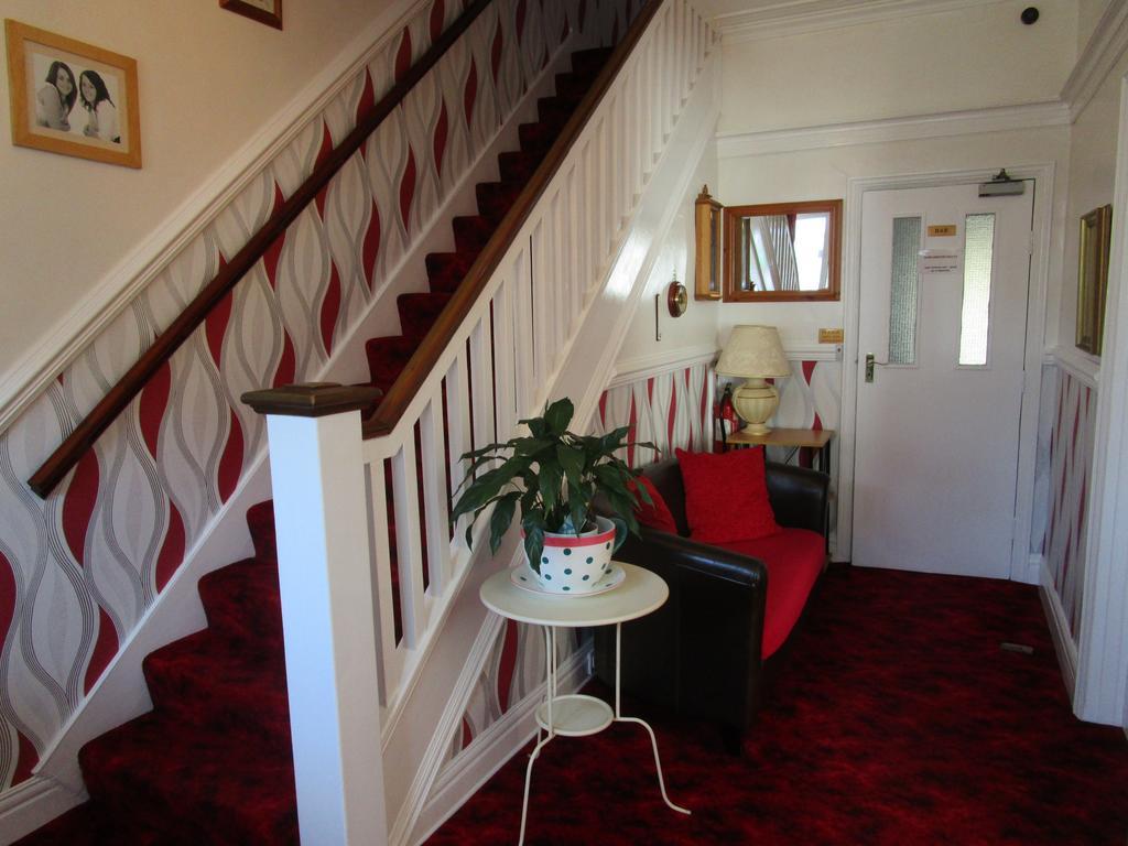 Burlington Quays Bed & Breakfast Bridlington Exterior photo